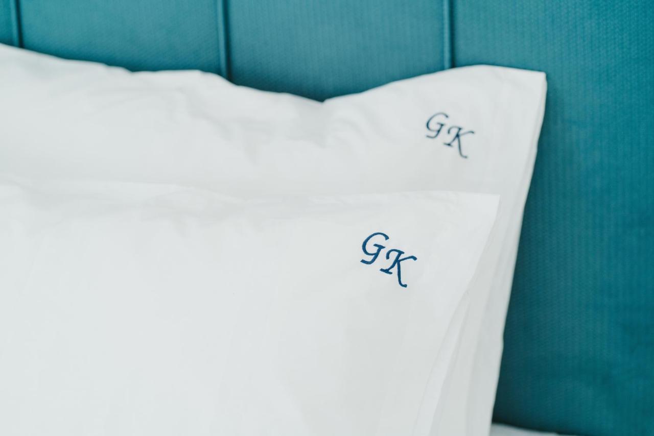 Blue And White Luxury Suites Nea Kallikrateia 외부 사진